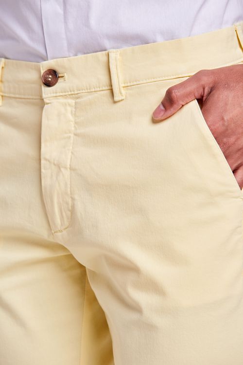 BERMUDA SARJA CHINO AMARELO